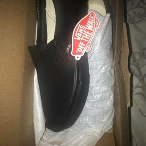 BRAND NEW VANS size 7